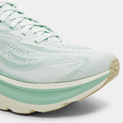 Hoka Donna Clifton 10
